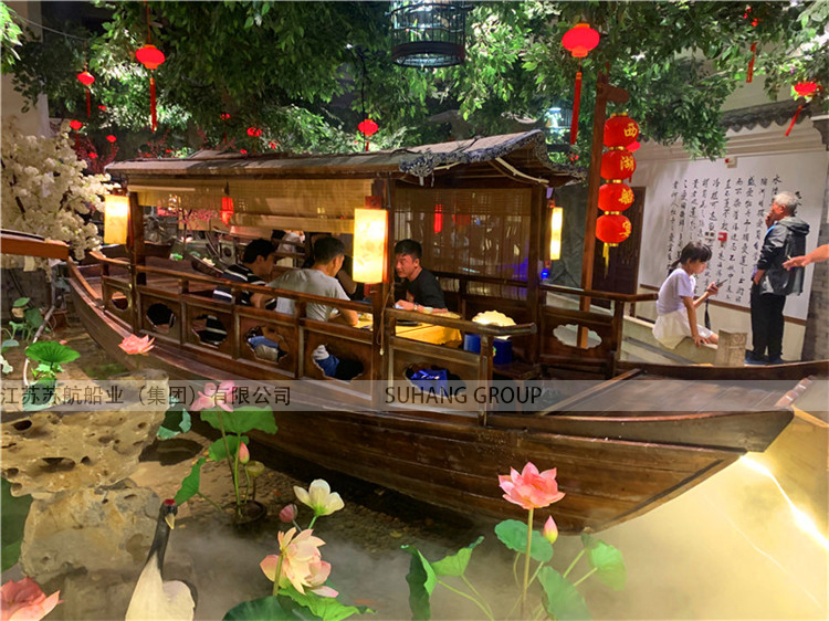 地方特色餐饮船