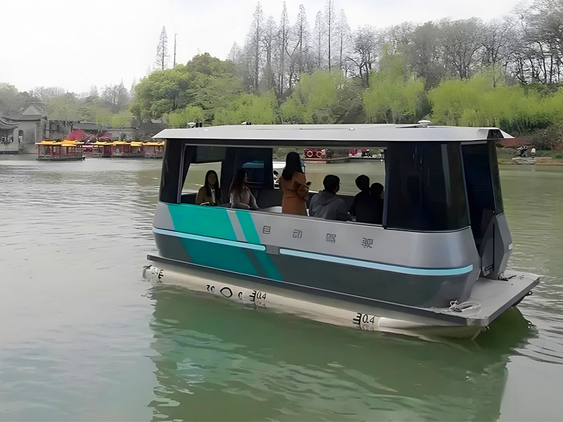 无人驾驶游览船